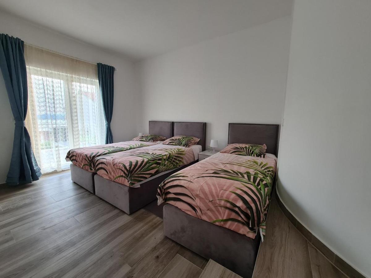 Apartments Elizabeta ดรามัลย์ ภายนอก รูปภาพ