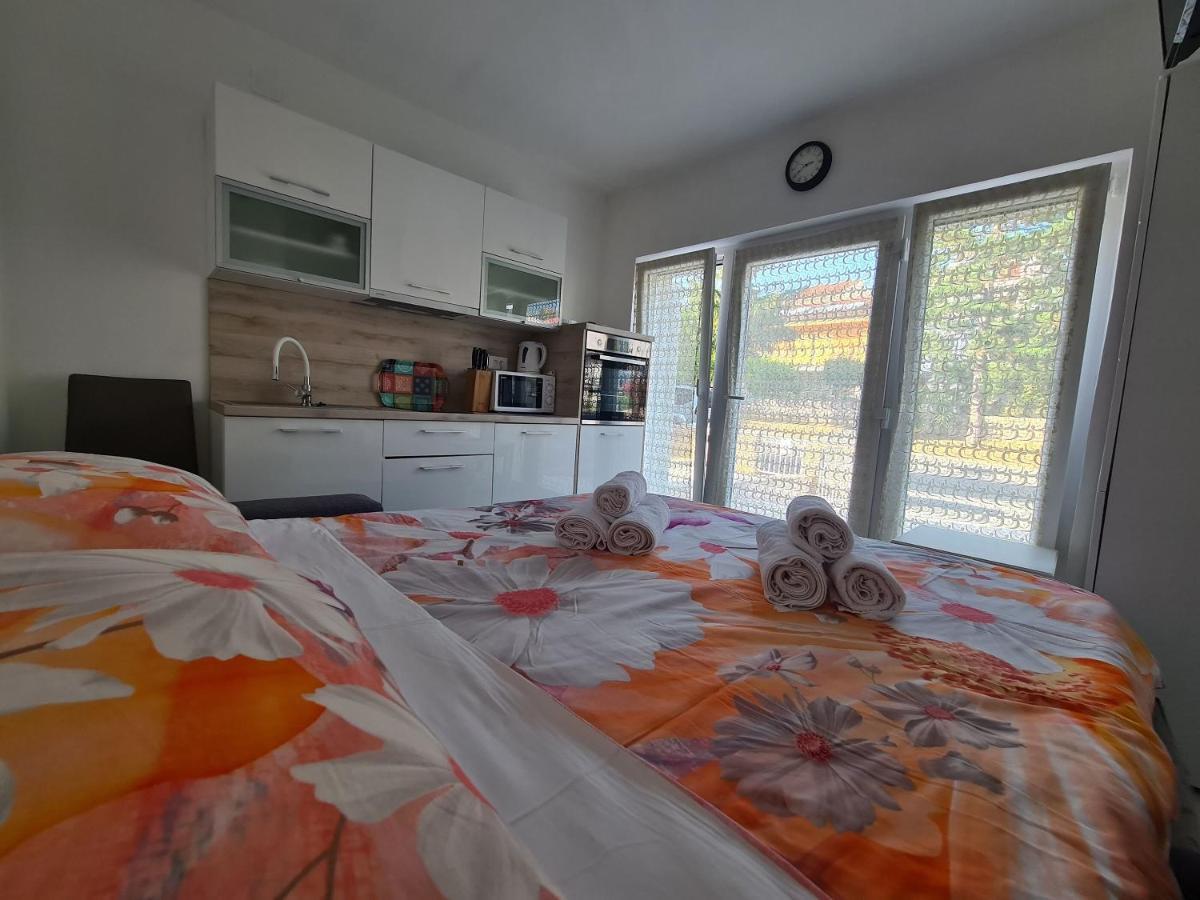 Apartments Elizabeta ดรามัลย์ ภายนอก รูปภาพ
