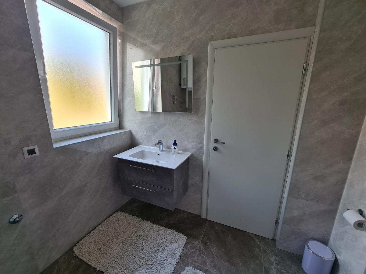 Apartments Elizabeta ดรามัลย์ ภายนอก รูปภาพ